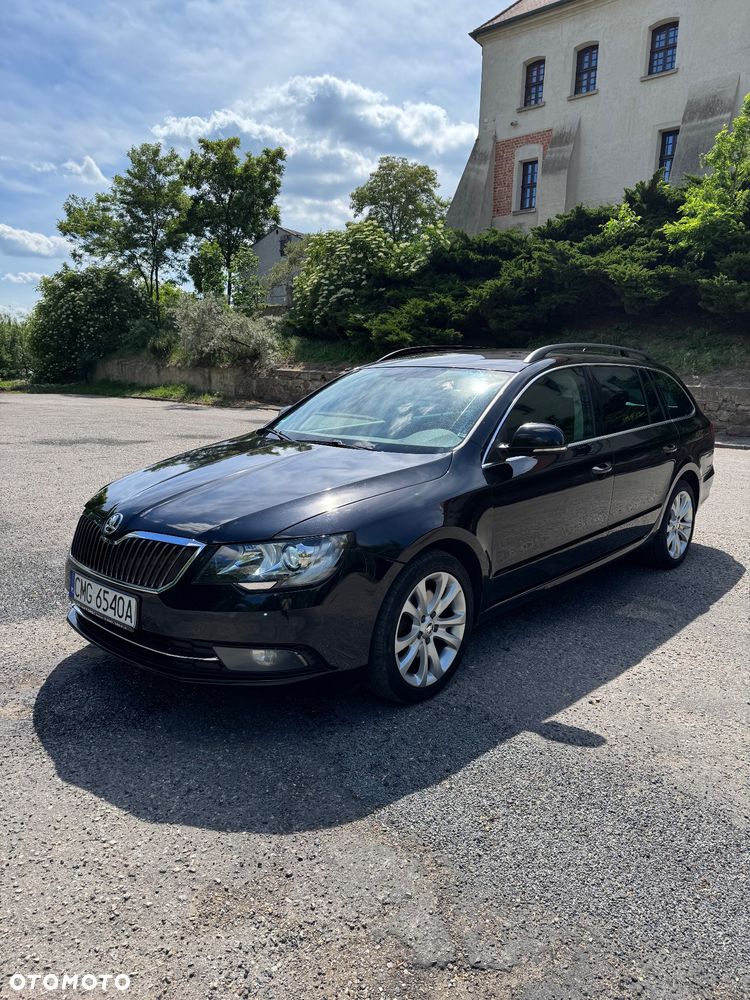 Skoda Superb 2.0 TDI DSG Ambition - 3