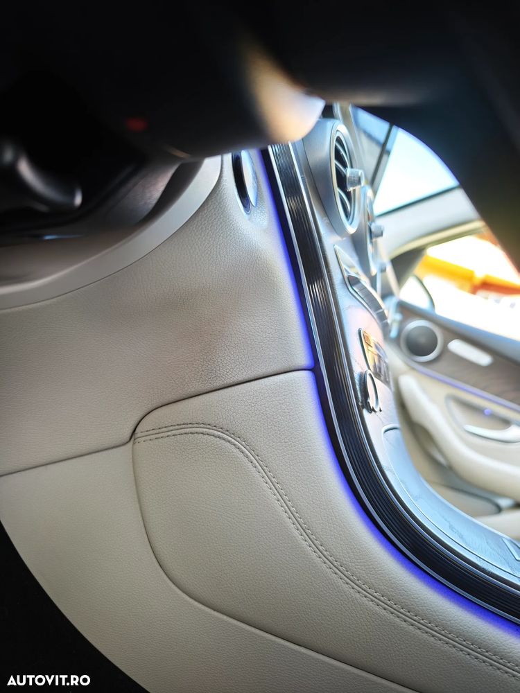 Mercedes-Benz GLC 250 d 4MATIC 9G-TRONIC - 33