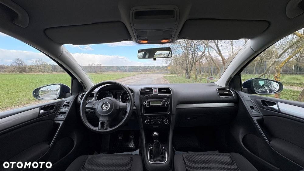 Volkswagen Golf - 17