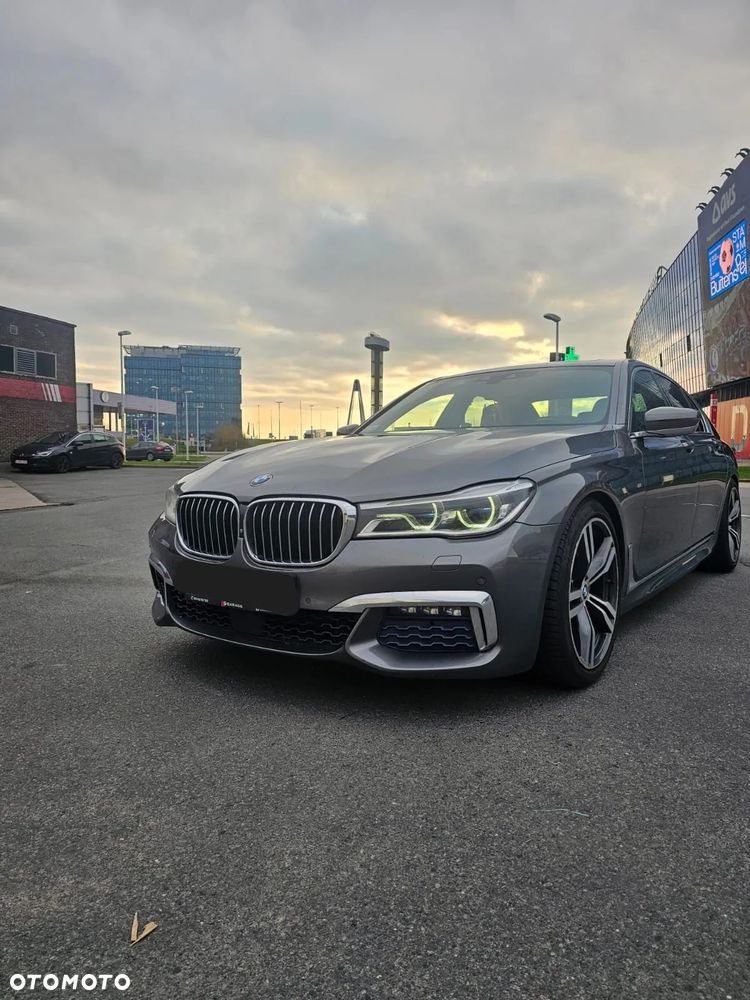 BMW Seria 7 750Li xDrive - 3