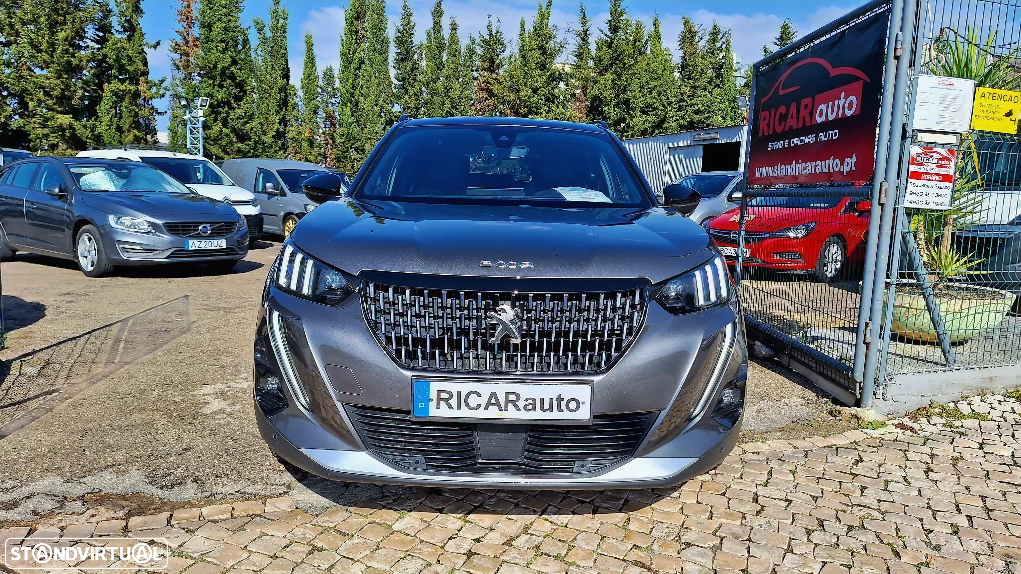 Peugeot 2008 1.5 BlueHDi GT Line - 16