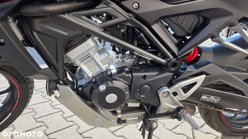 Honda CB - 7