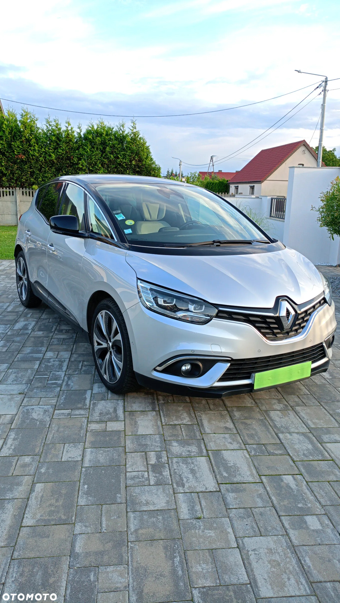 Renault Scenic 1.5 dCi Intens EDC - 2