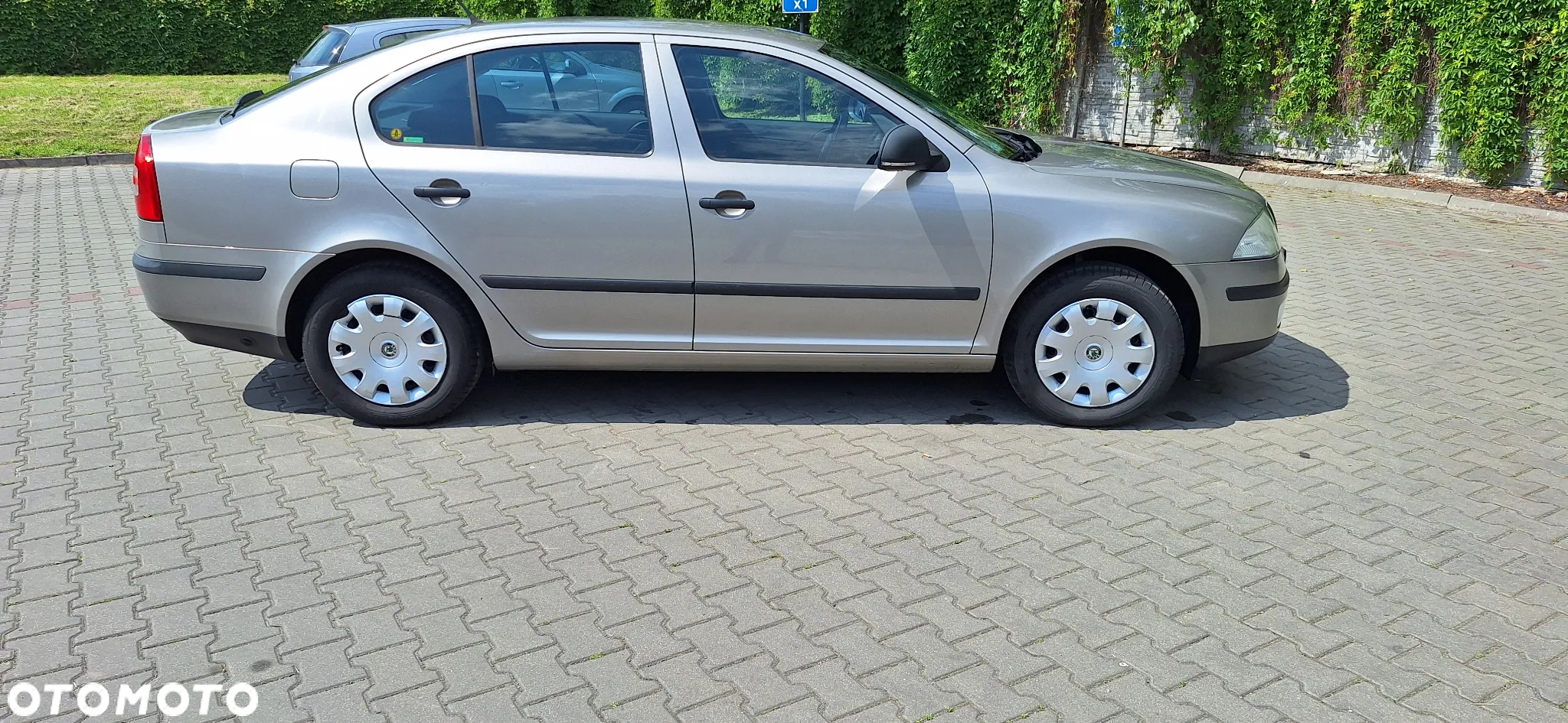Skoda Octavia 1.6 Tour - 3