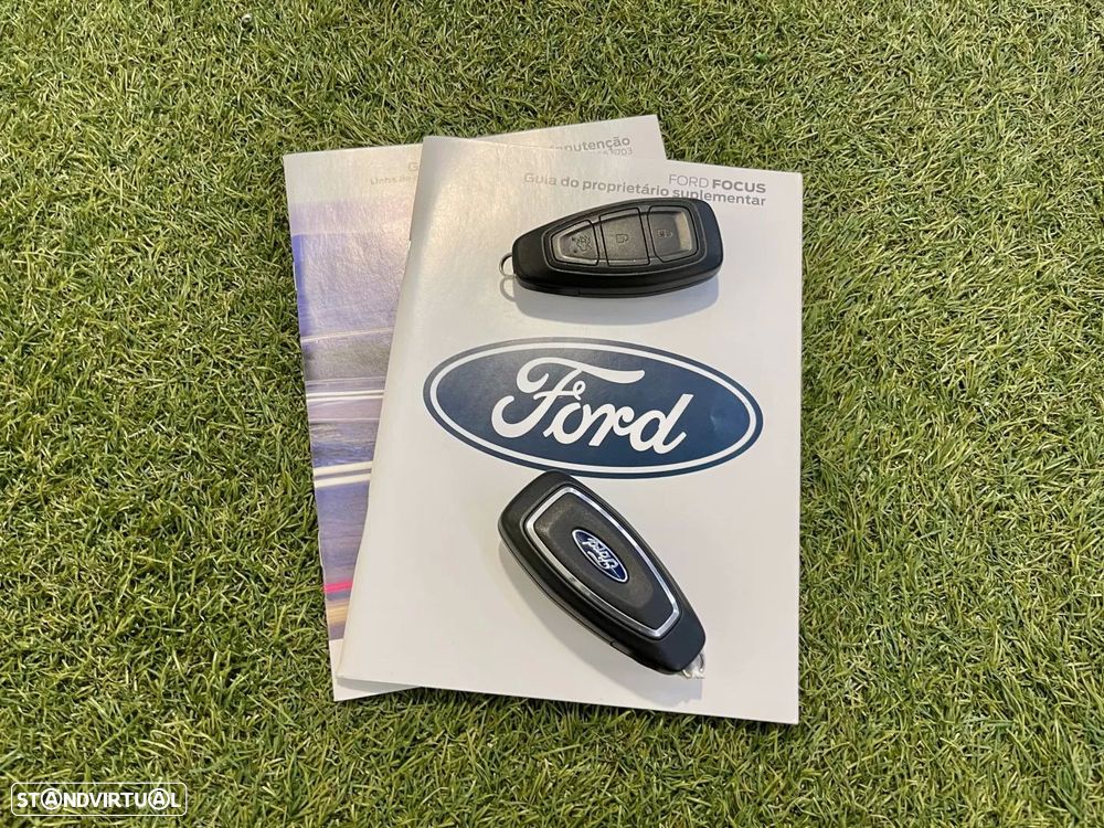 Ford Focus SW 1.5 TDCi EcoBlue ST-Line - 34