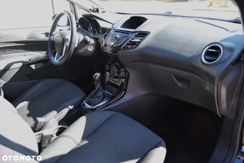 Ford Fiesta - 7