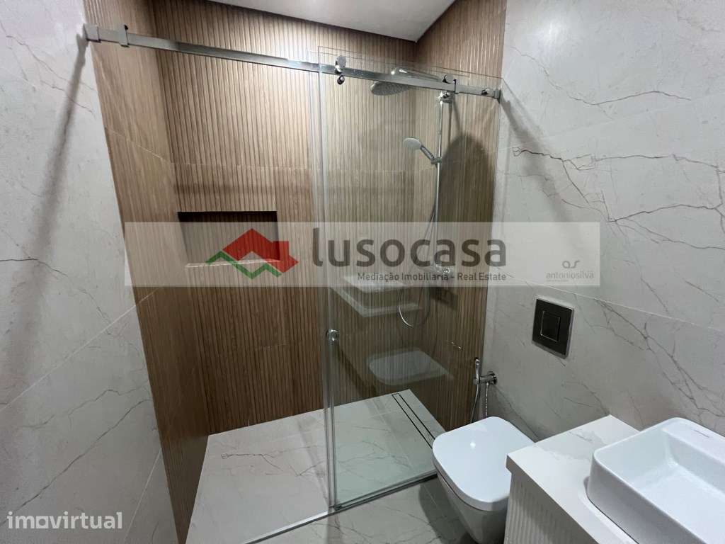 Excelente apartamento NOVO, em fase final de construção, ultimo and... - Grande imagem: 4/6
