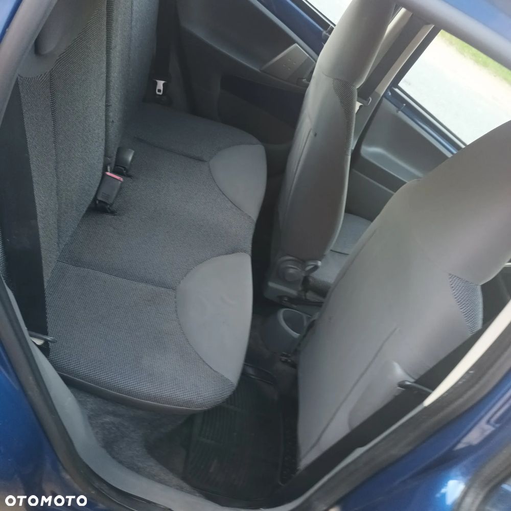 Peugeot 107 1.4 HDI Trendy - 6