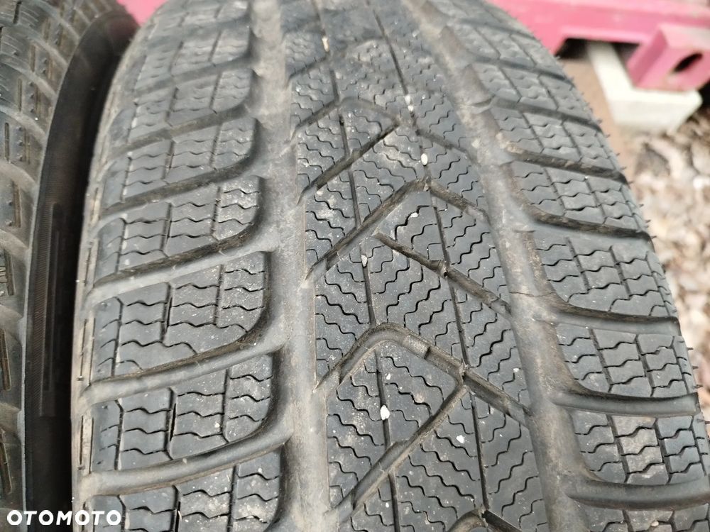 225/40R19 Michelin Pirelli Sottozero 3 2x95% bieżnika - 3