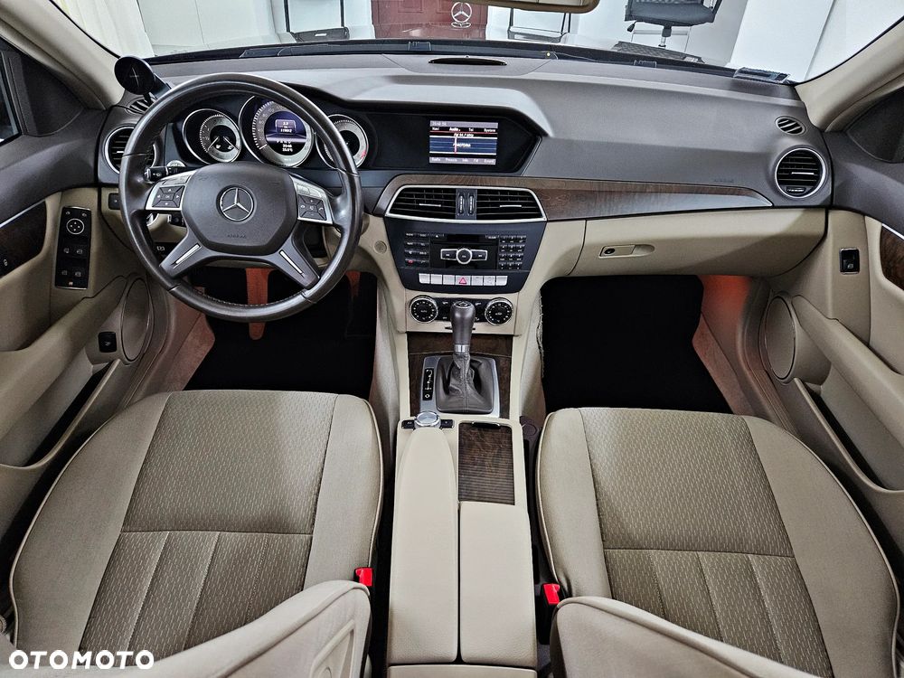 Mercedes-Benz Klasa C - 9
