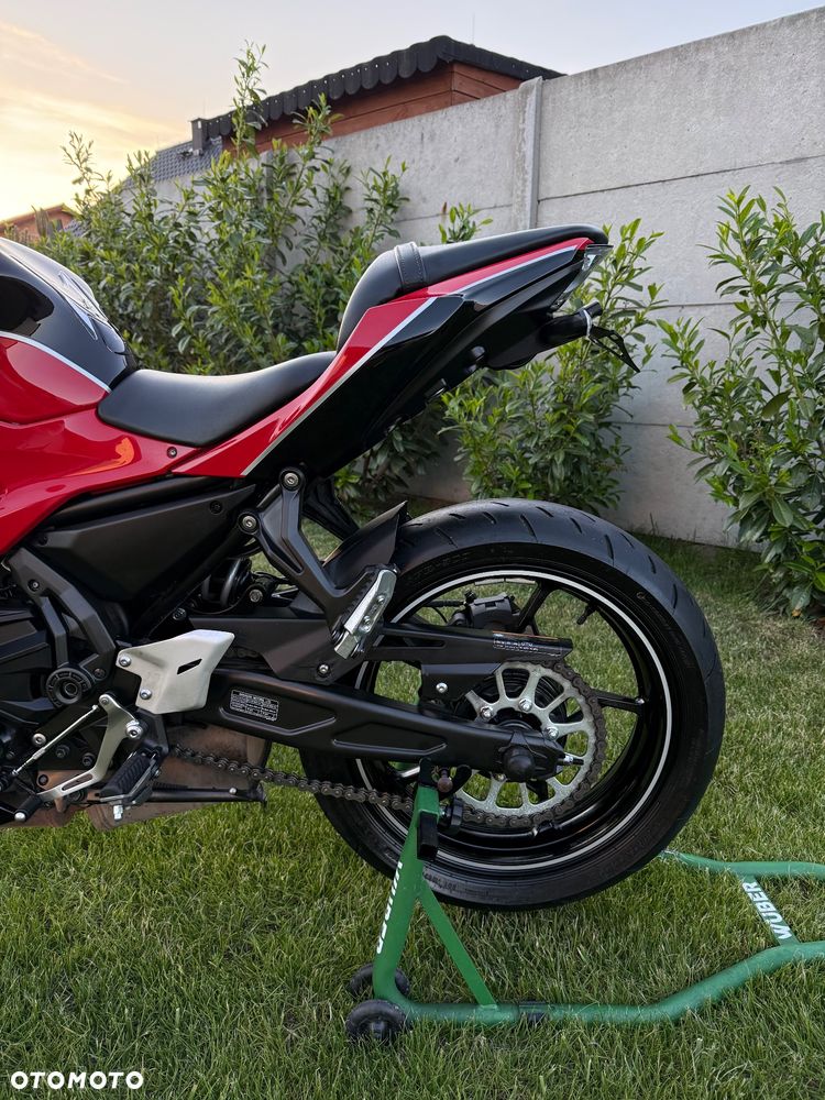 Kawasaki Ninja - 7