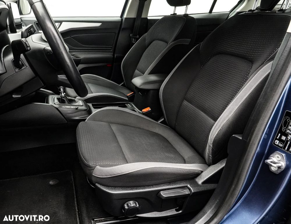 Ford Focus 1.5 EcoBlue Titanium - 13