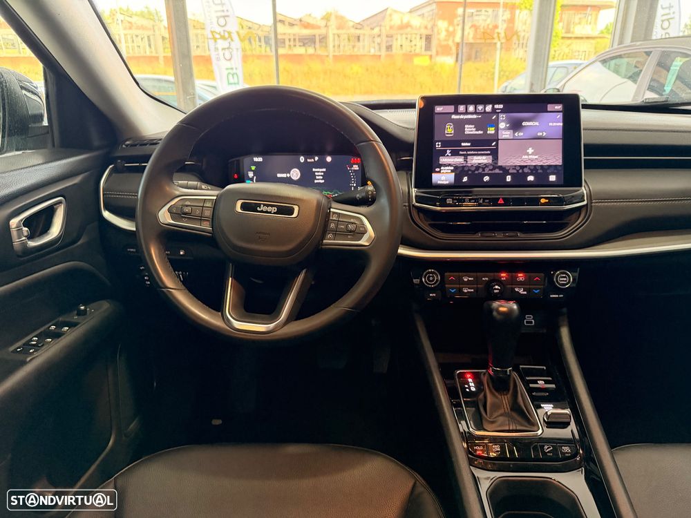 Jeep Compass 1.3 TG Limited - 11