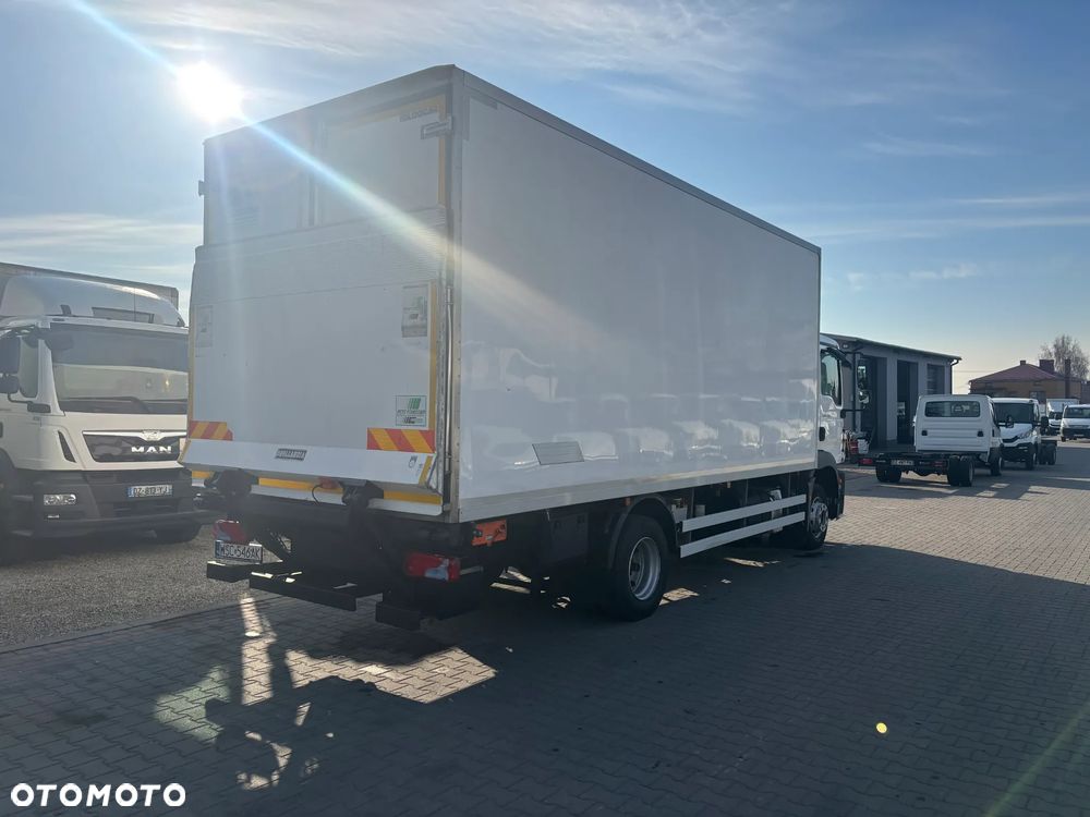MAN MAN TGL 12 220 CHLODNIA IZOTERM PODWOZIE DO ZABUDOWY - 16