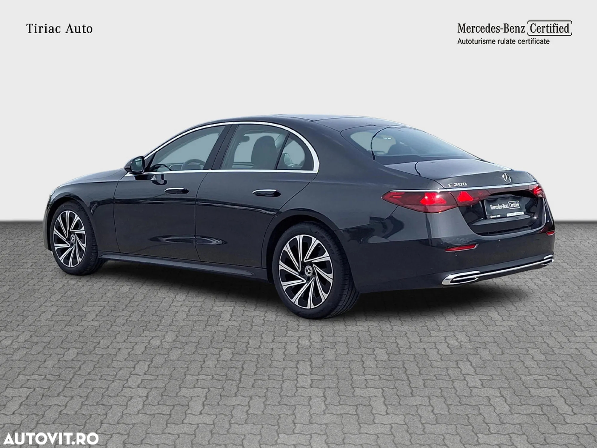 Mercedes-Benz E - 4