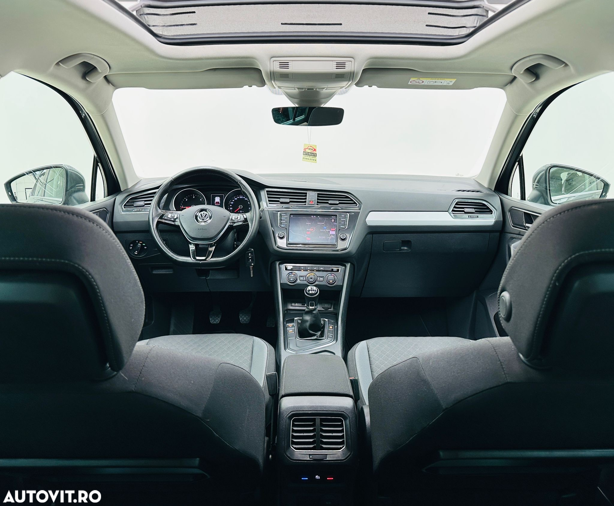 Volkswagen Tiguan - 6