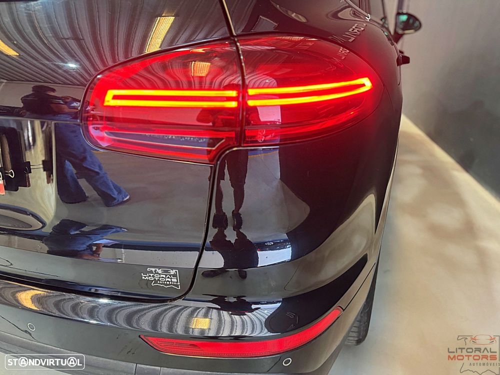 Porsche Cayenne Platinum Edition - 13