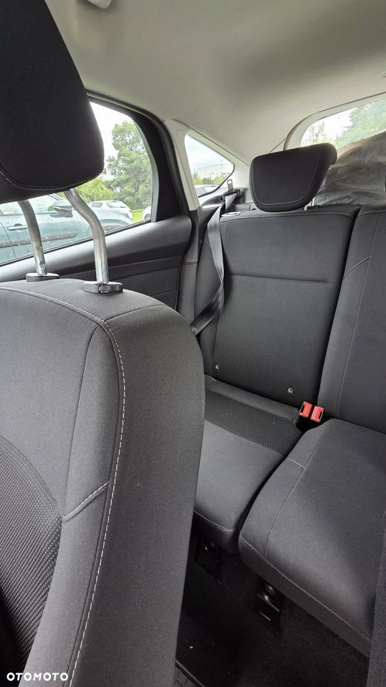 Ford Focus 1.6 Trend - 6