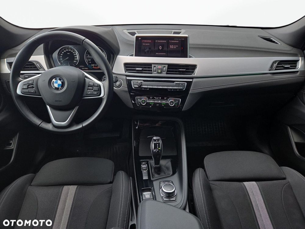 BMW X2 sDrive20i - 11