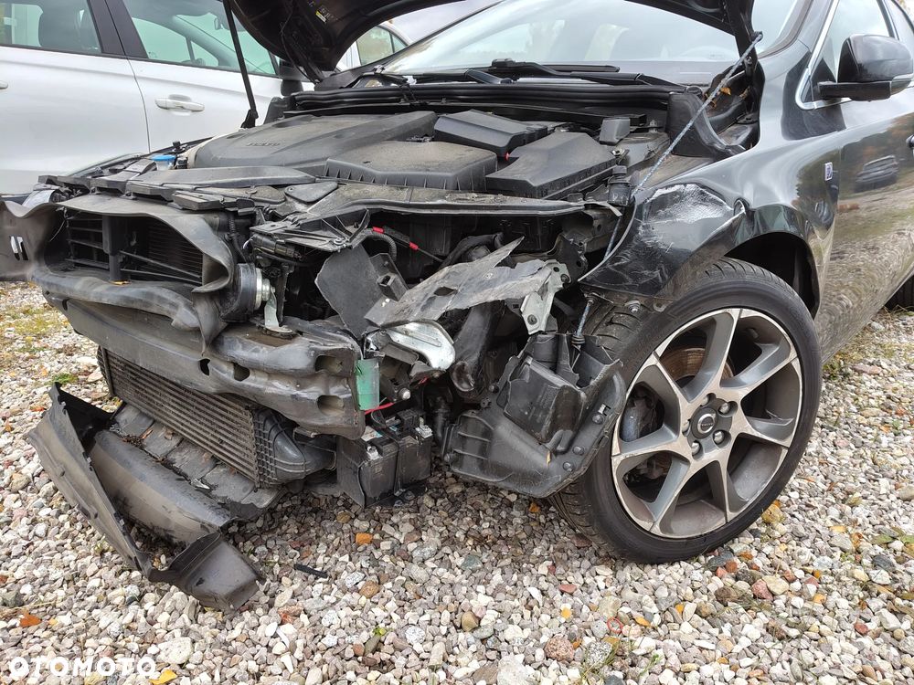 Volvo V40 D2 RDesign - 5