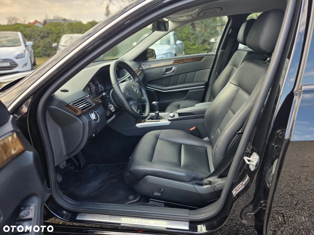 Mercedes-Benz Klasa E 200 CDI DPF BlueEFFICIENCY - 12