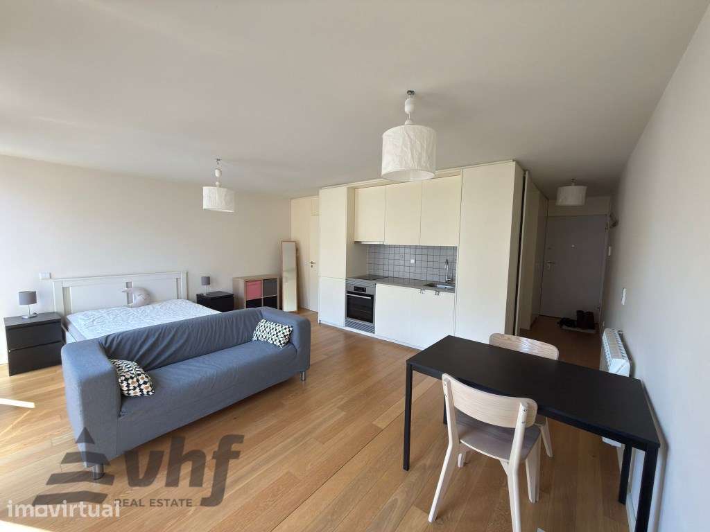 Apartamento T0 mobilado em Faria Guimarães, Porto - Grande imagem: 2/31