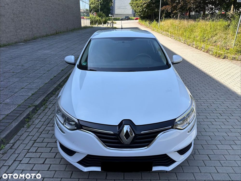 Renault Megane ENERGY TCe 100 LIFE - 27