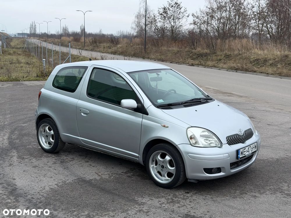 Toyota Yaris 1.0 Blue - 10