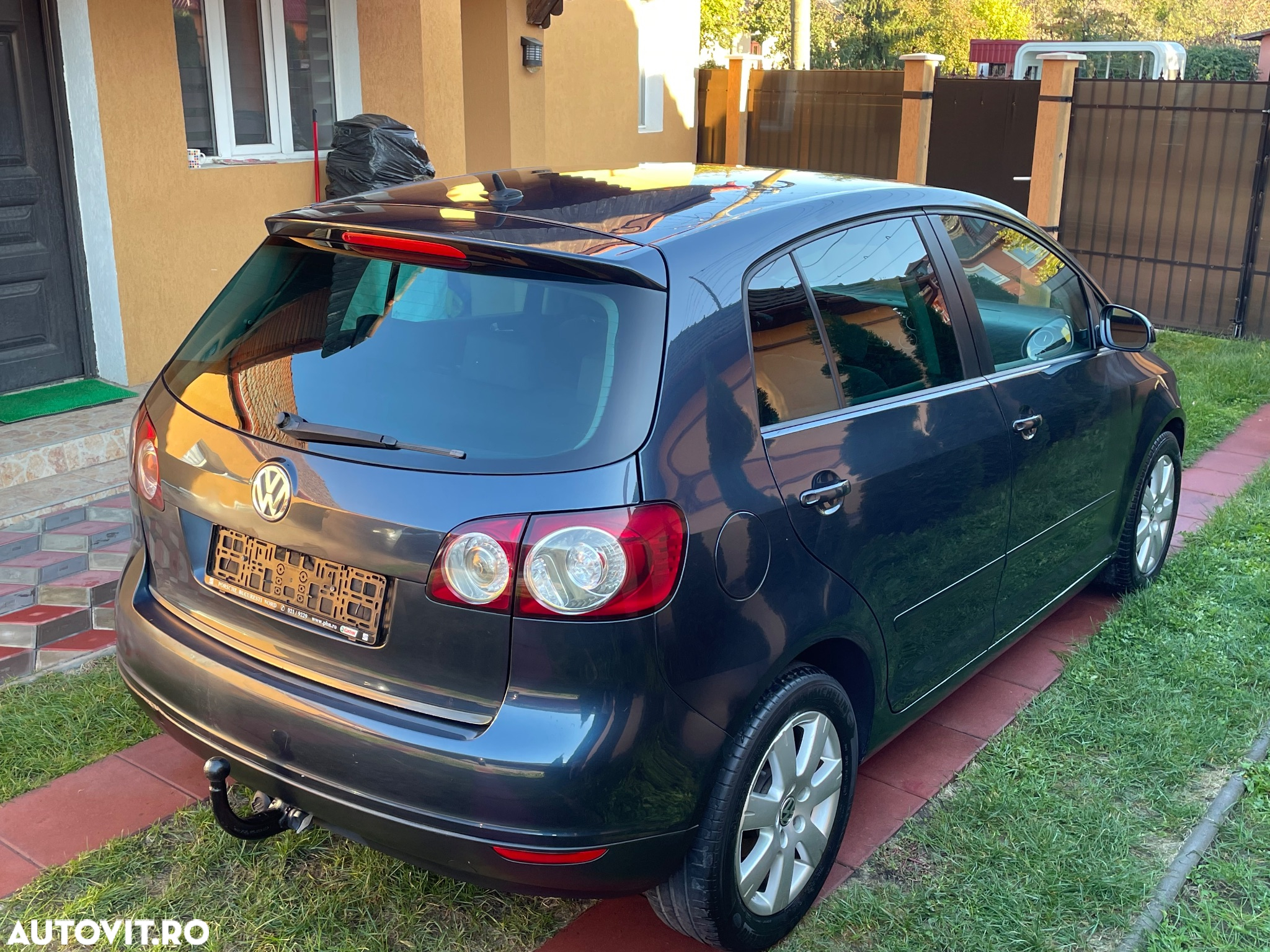 Volkswagen Golf Plus 1.9 TDI Comfortline - 30
