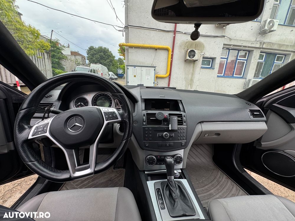 Mercedes-Benz C - 7