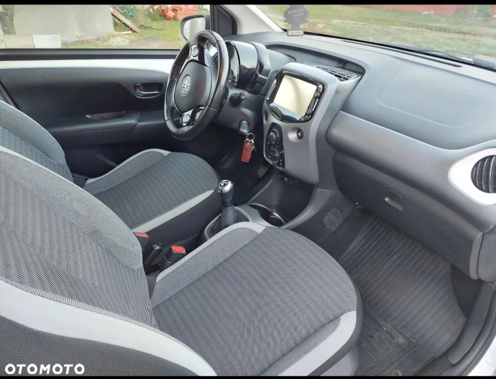 Toyota Aygo x - 4