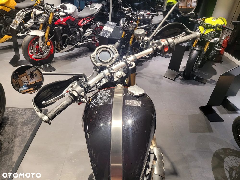 Triumph Scrambler - 6