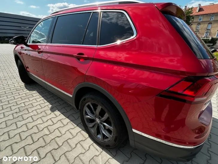 Volkswagen Tiguan Allspace - 18