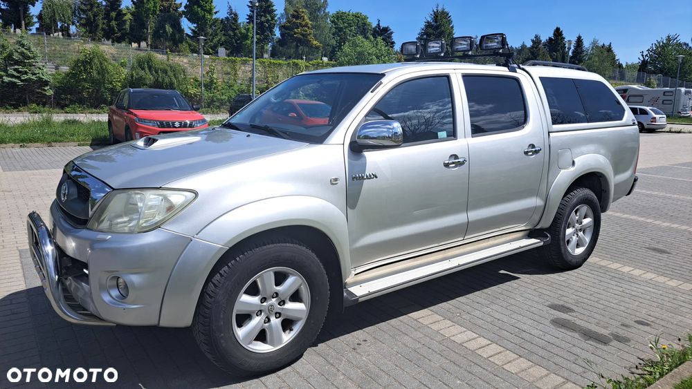 Toyota Hilux 3.0 D-4D Sol - 3
