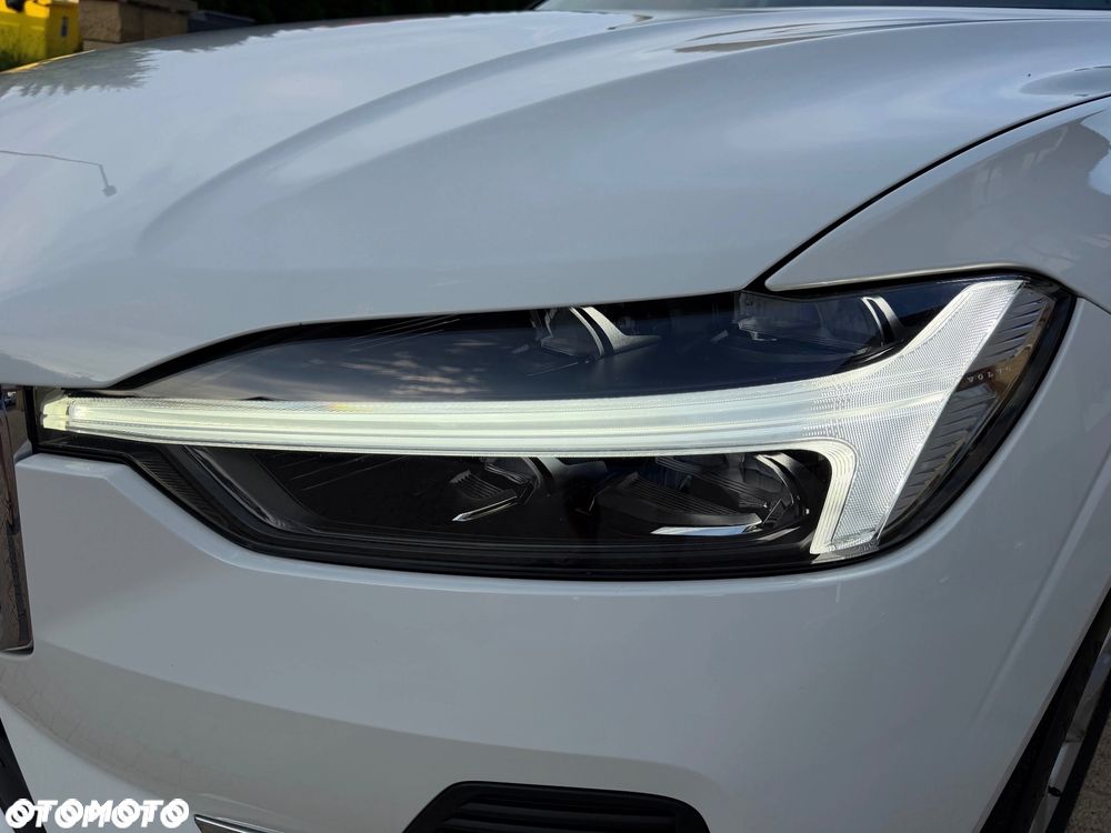 Volvo XC 60 B4 D AWD Momentum Pro - 13