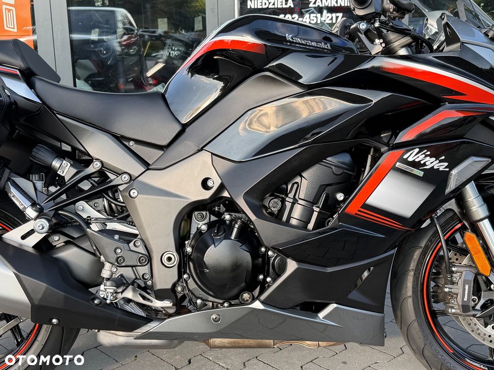 Kawasaki Ninja 1000 SX - 7