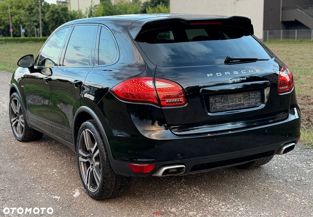 Porsche Cayenne Diesel Platinum Edition - 4