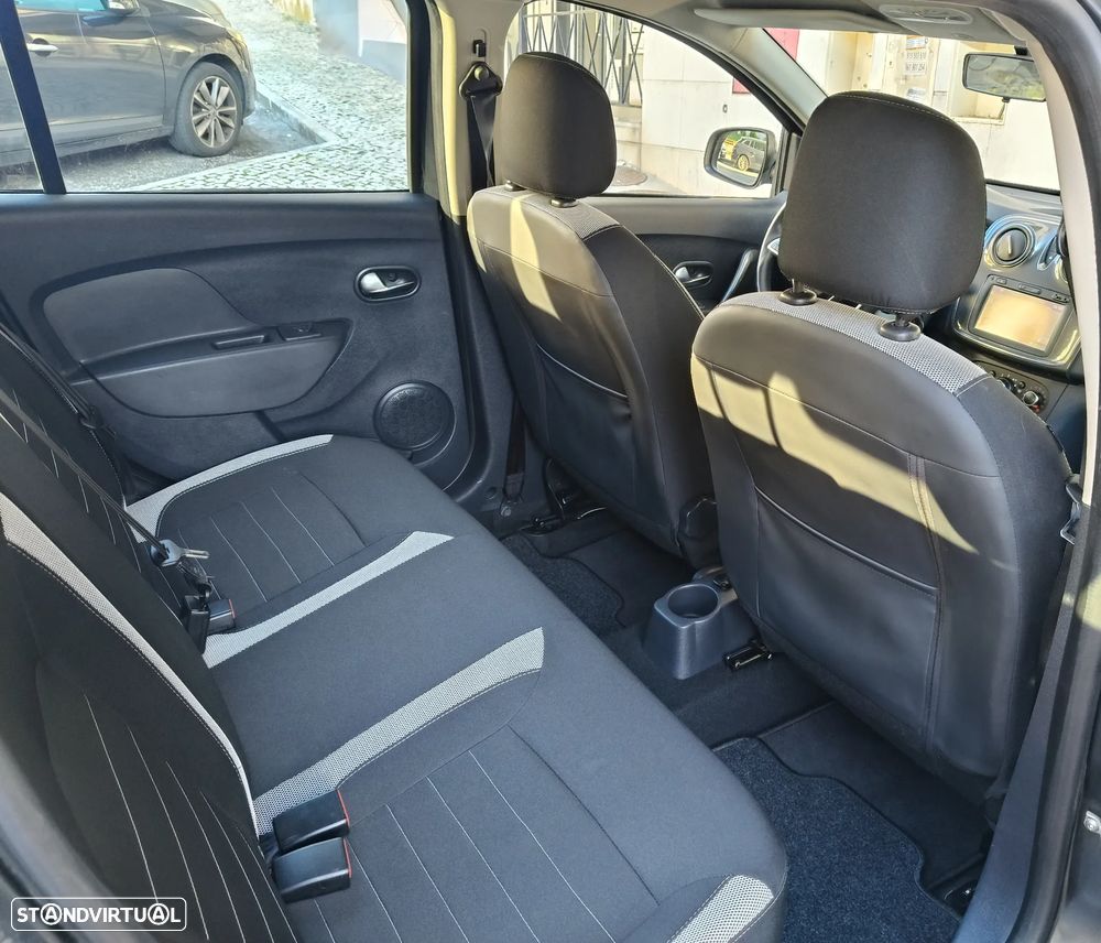 Dacia Logan MCV 1.5 dCi Stepway - 18