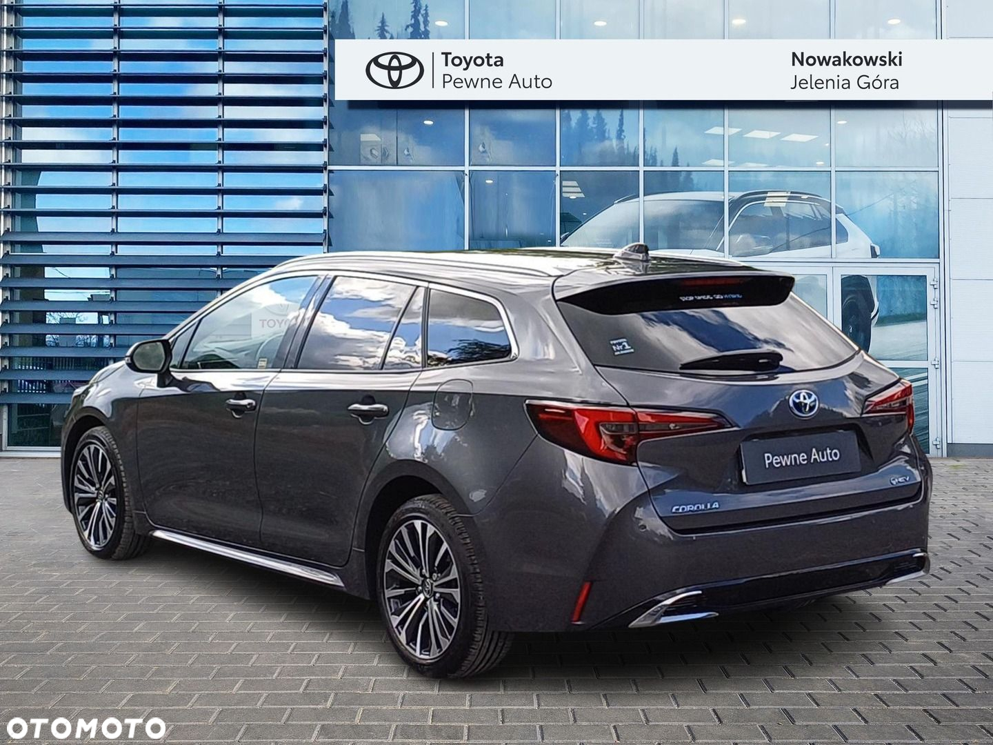 Toyota Corolla 1.8 Hybrid Style - 8