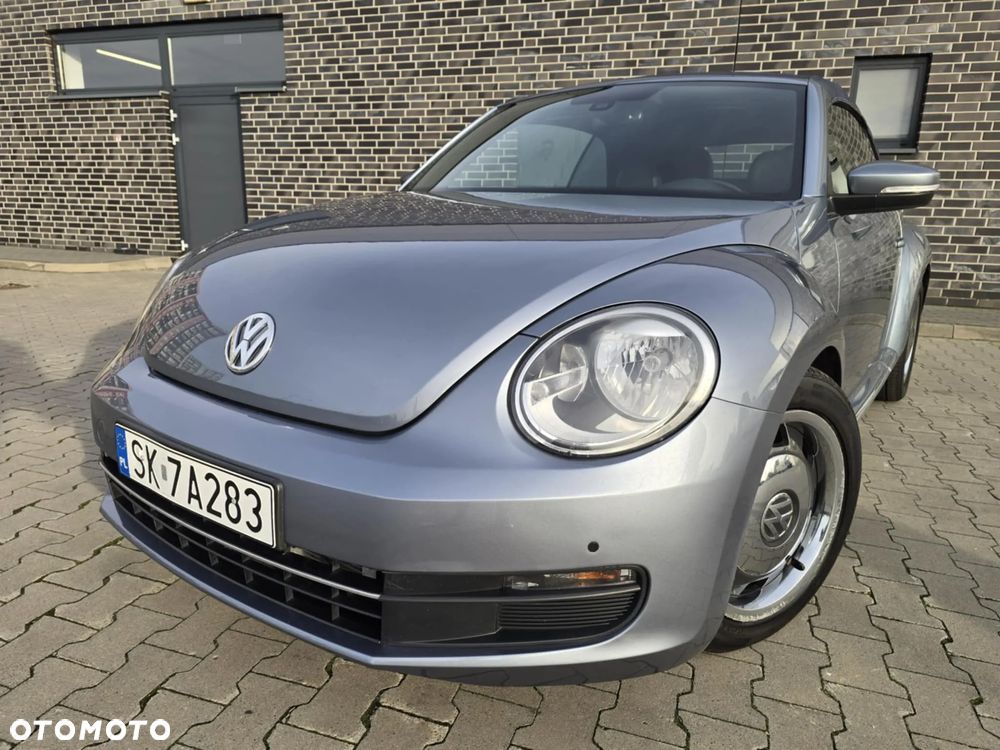 Volkswagen New Beetle - 2