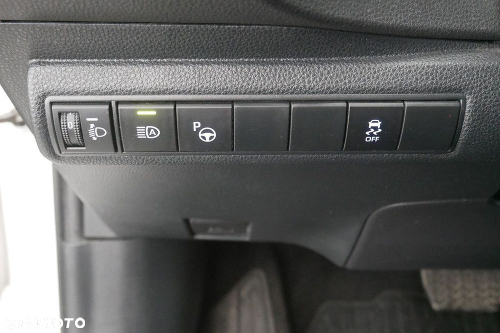Toyota Corolla 1.8 Hybrid Comfort - 27
