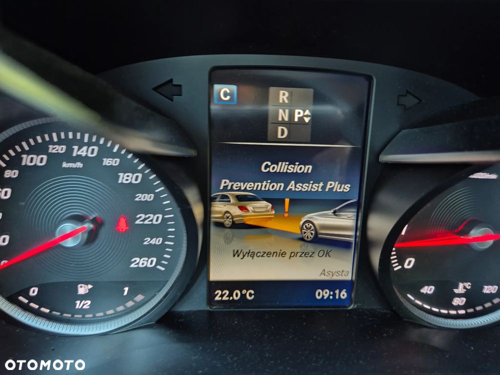 Mercedes-Benz Klasa C 200 7G-TRONIC Avantgarde - 36