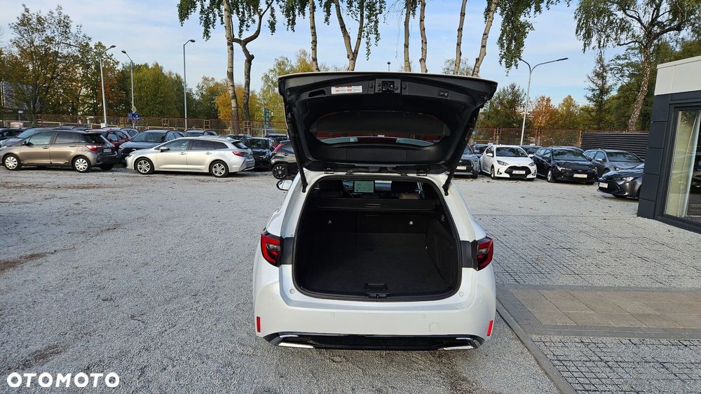 Toyota Corolla 2.0 Hybrid Style - 10