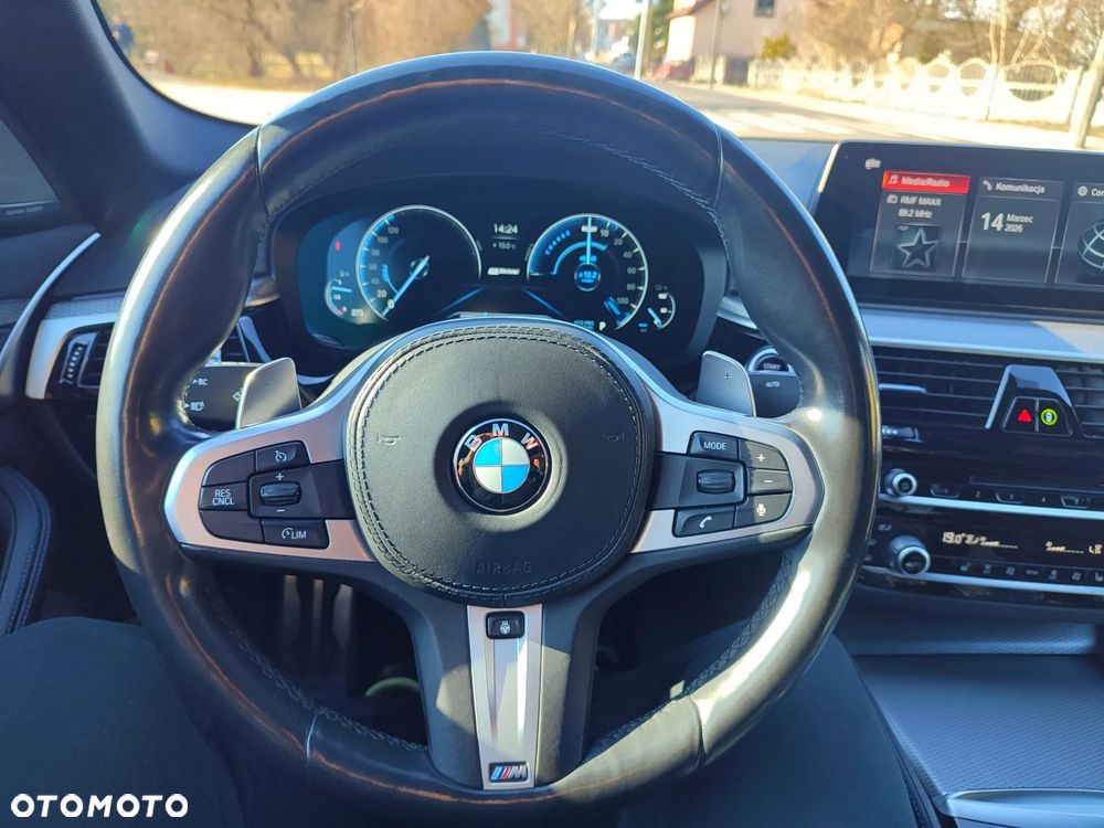 BMW Seria 5 530e iPerformance M Sport sport - 6