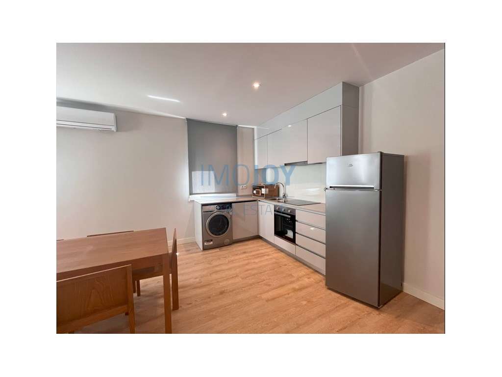 Apartamento T3 com Terraço no Centro do Porto - Grande imagem: 4/17