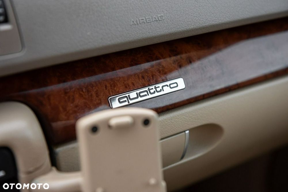 Audi A4 Limousine 2.0T FSI Quattro - 25