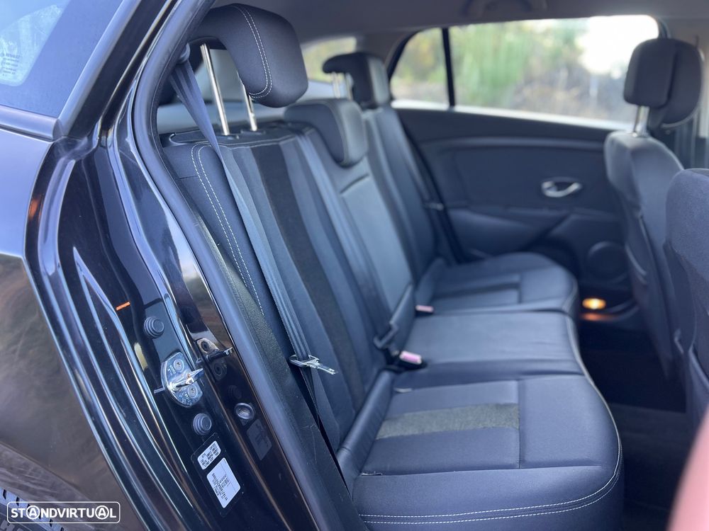 Renault Mégane Sport Tourer 1.5 dCi Dynamique - 12