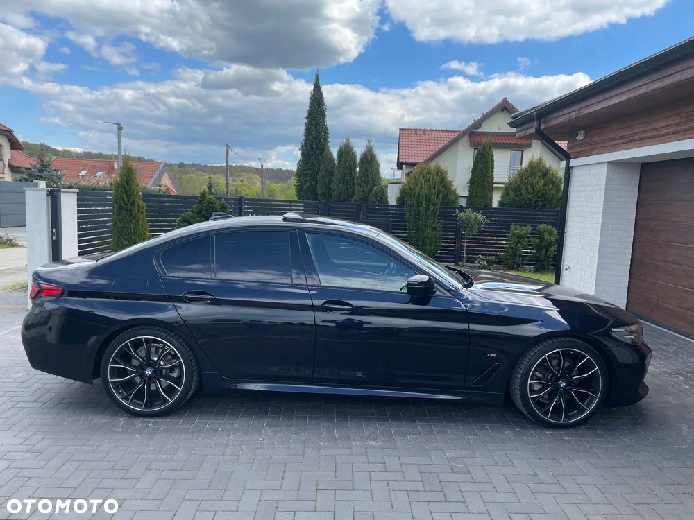 BMW Seria 5 520d M Sport Edition - 1