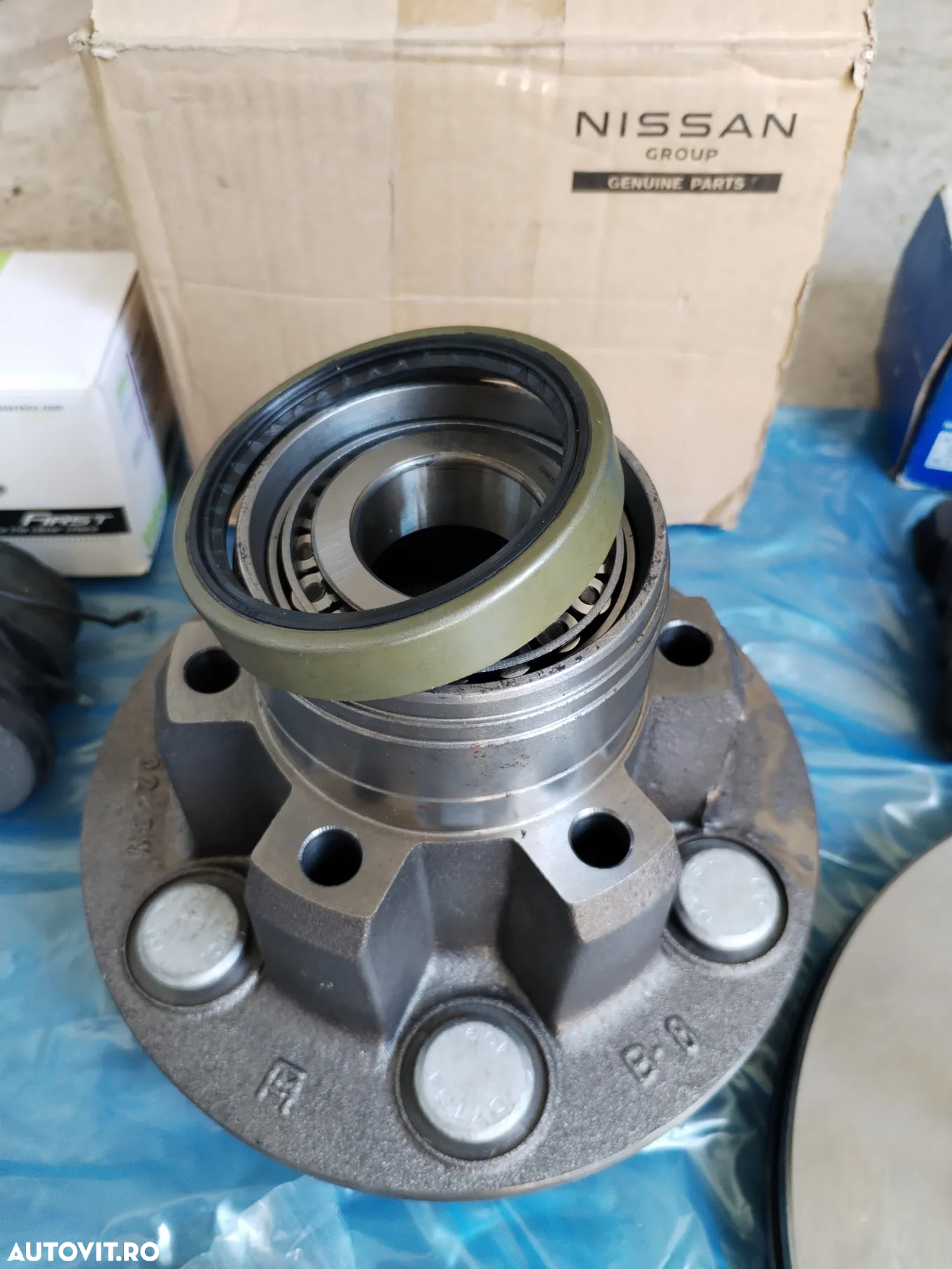 Butuc roata fata NISSAN ATLEON L35 ECO-T100 L35-09 EBRO L35-08 SEMERING ROATA RULMENTI DISC PLACUTE SURUBURI KIT PIVOTARE - 4