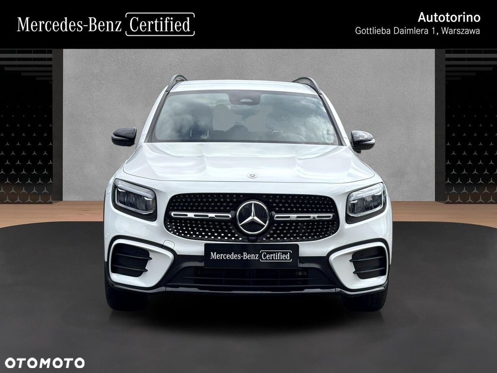 Mercedes-Benz GLB - 9